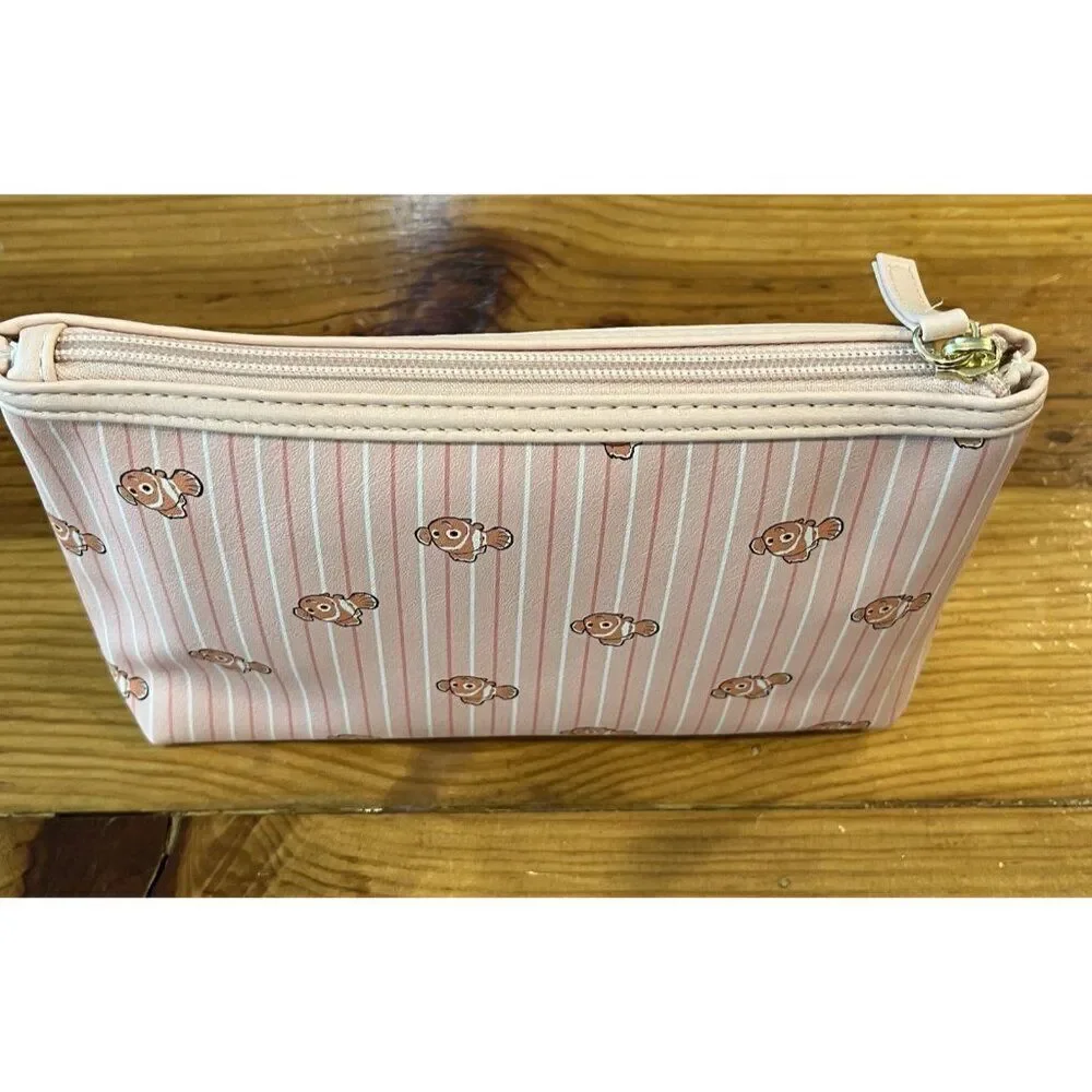 Pixar at Primark 2 Cosmetic Travel Bag Finding Nemo Lucky Fin Fish Coral Bag NWT